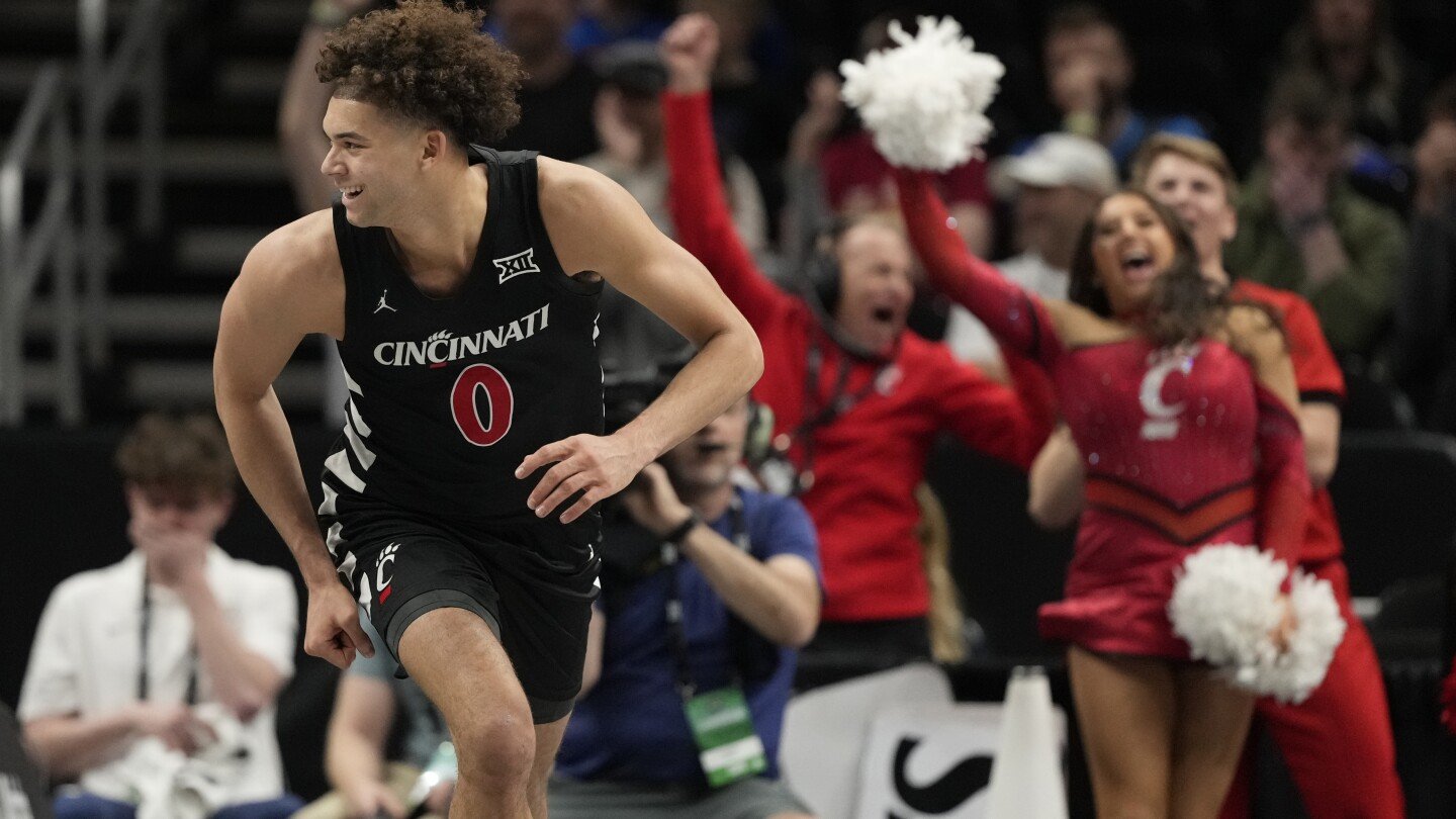 big-12-commissioner-believes-ncaa-tournament-expansion-is-due.-he-says-76-teams-is-the-right-number