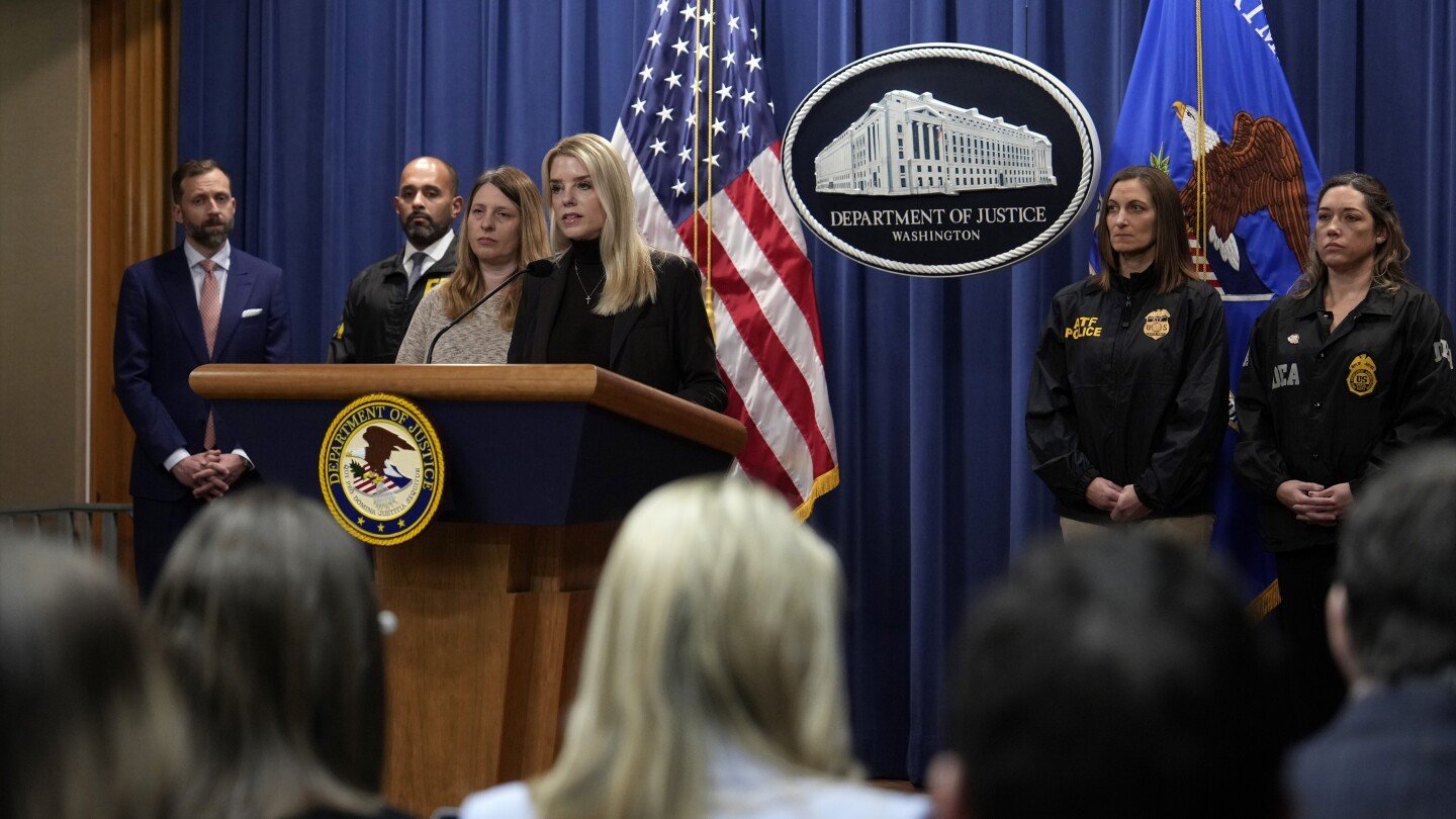 justice-department-is-expected-to-slash-public-corruption-unit,-ap-sources-say