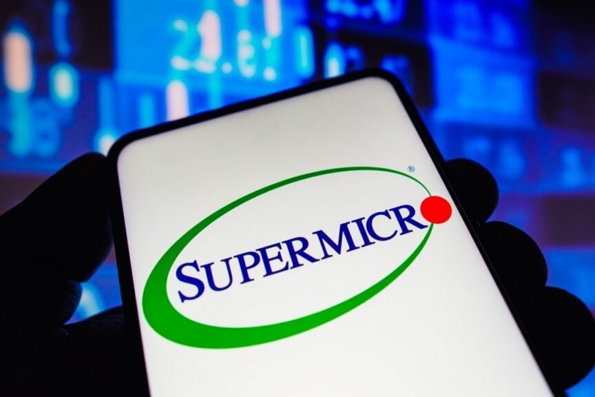 supermicro’s-ai-boom,-liquid-cooling-edge-spark-analyst-confidence-in-growth-potential-–-super-micro-computer-(nasdaq:smci)