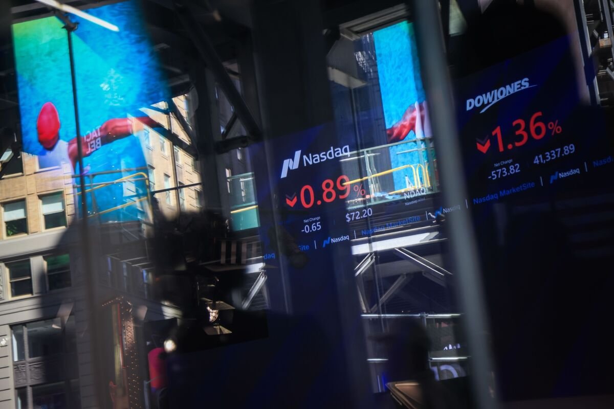 baby-boomers-face-lasting-retirement-hit-in-extended-stock-rout