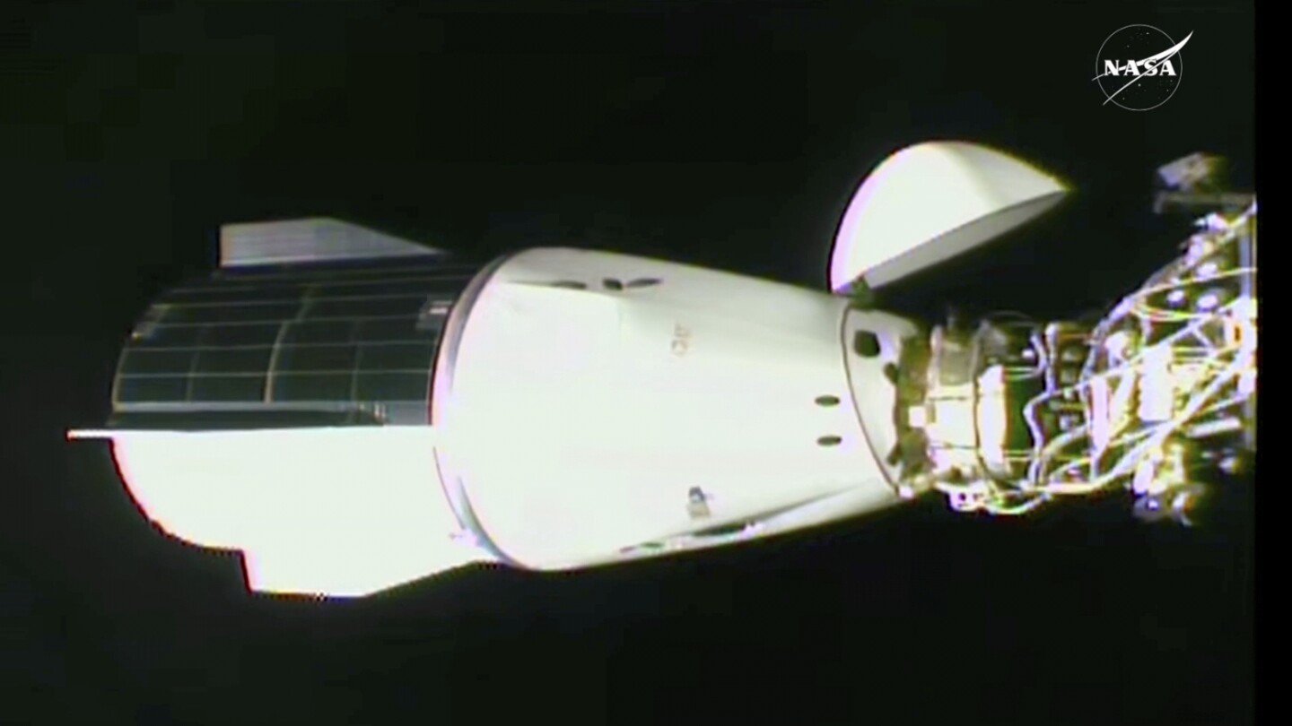 nasa’s-stuck-astronauts-welcome-their-newly-arrived-replacements-to-the-space-station