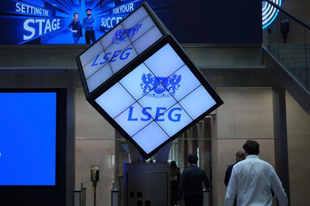 stock-market-today:-asian-shares-mostly-rise,-cheered-by-another-wall-street-rally