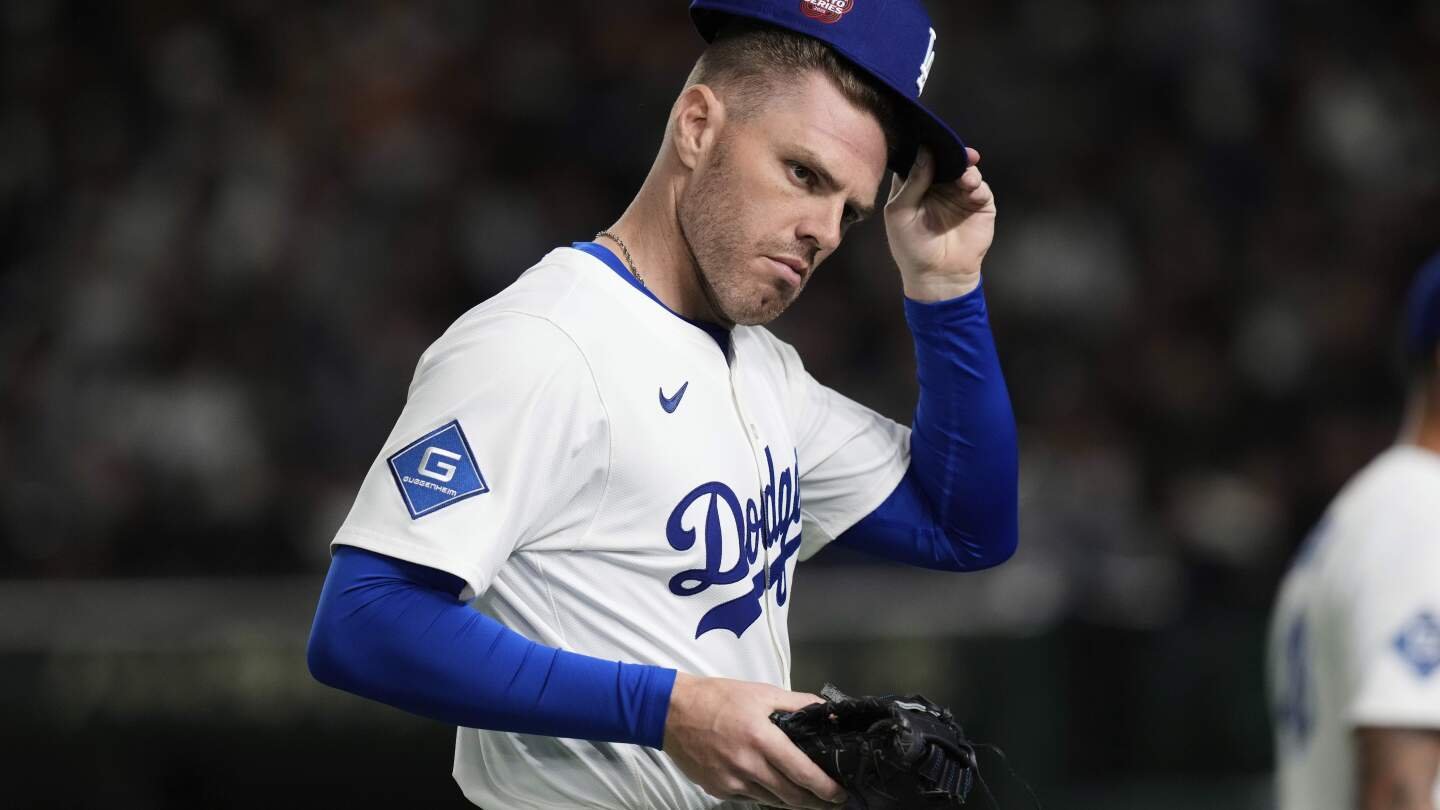 dodgers’-star-freeman-scratched-from-lineup-with-left-rib-discomfort-before-opening-day-vs.-cubs