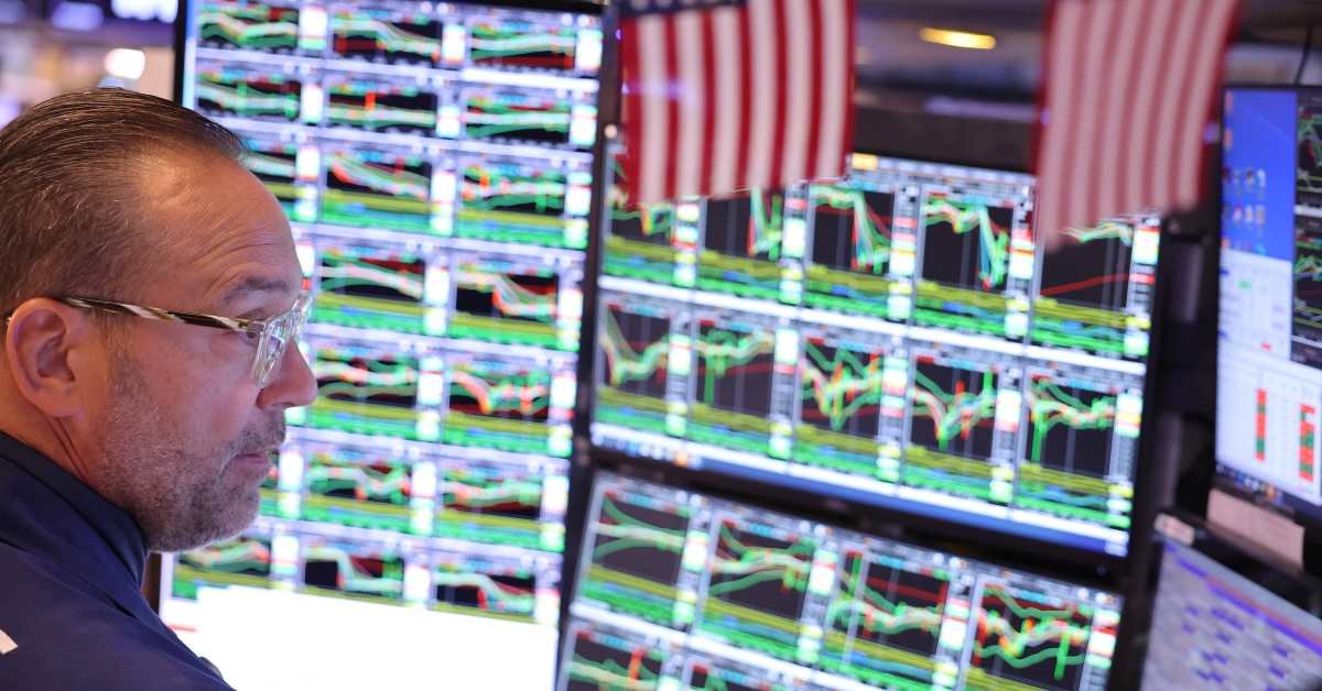 tariff-uncertainty-triggers-record-change-to-us.-stock-market-outlook