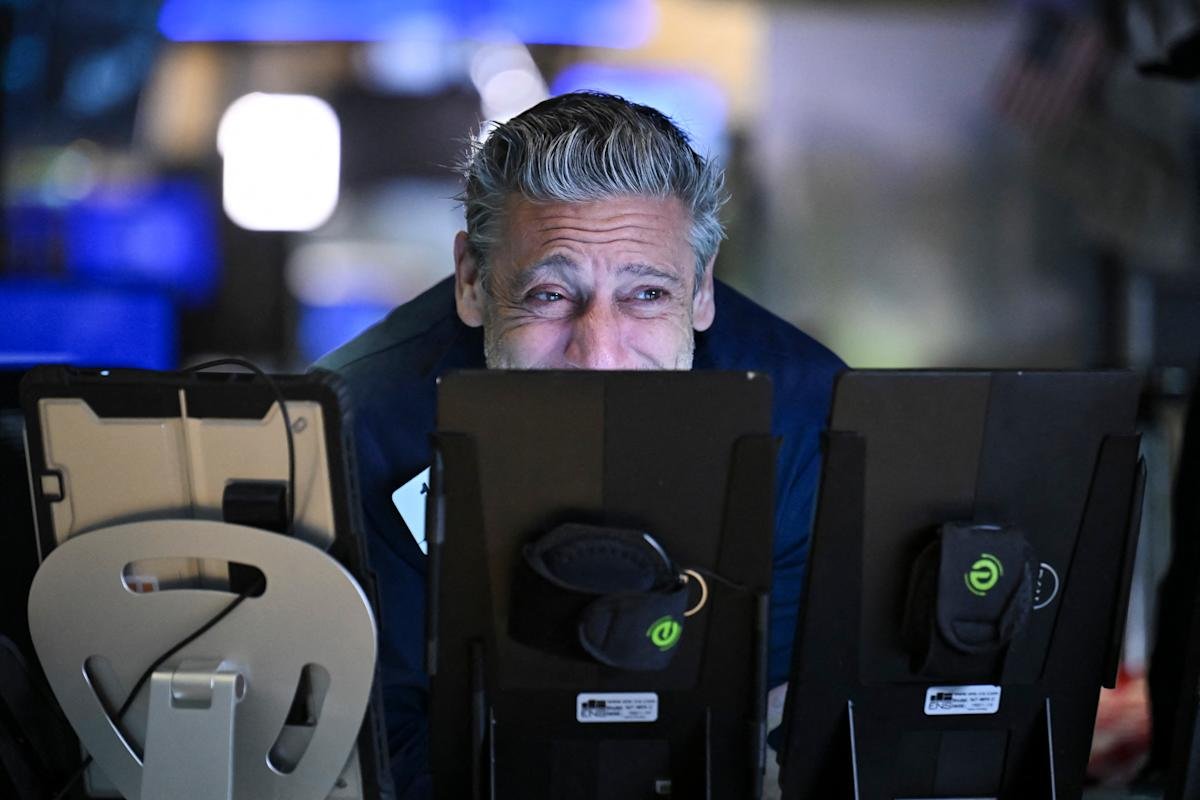 stock-market-today:-dow,-s&p-500,-nasdaq-futures-rise-as-wall-street-braces-for-fed’s-next-rate-move