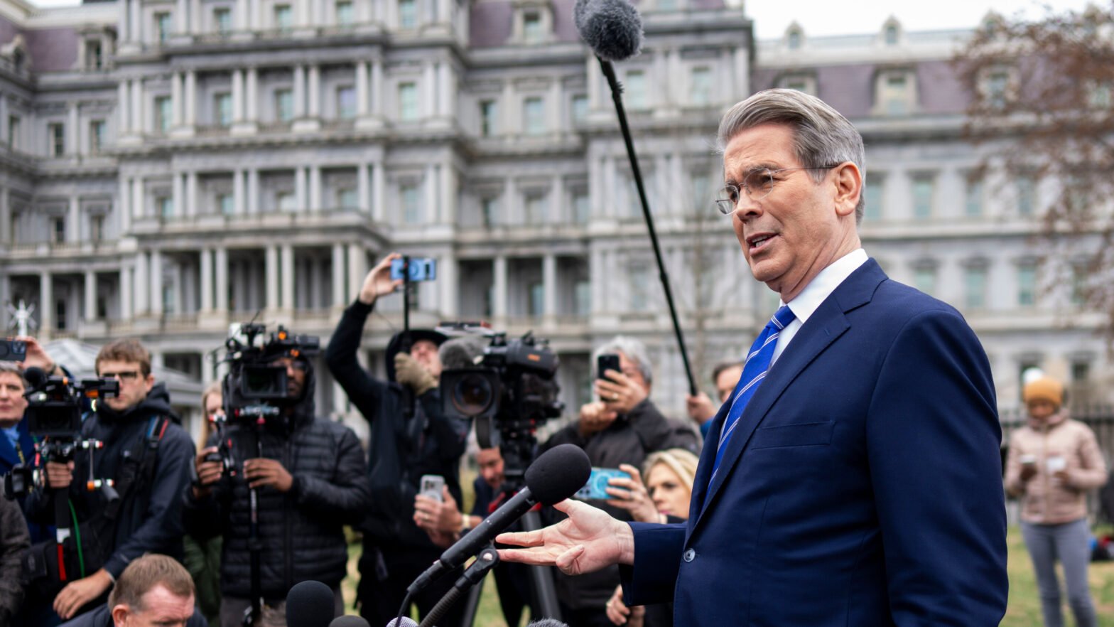 does-the-fed-share-the-stock-market’s-worry-about-the-economy?