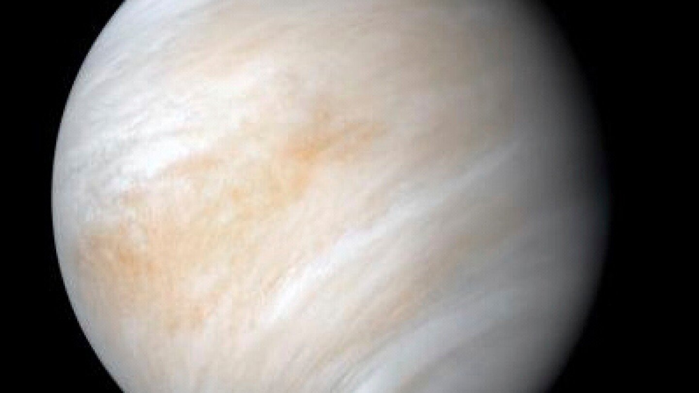 venus-passes-between-the-earth-and-sun-this-weekend-—-but-don’t-try-to-look-for-it