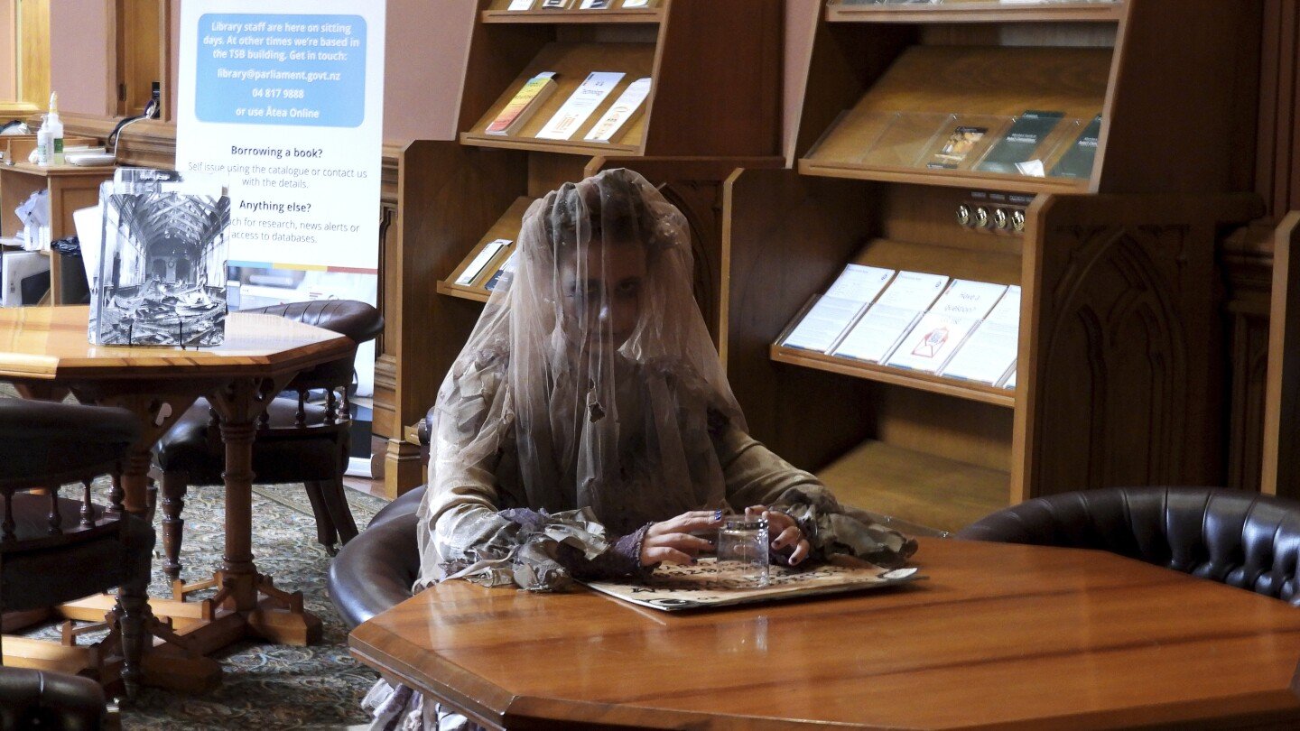 spooky-tales-of-ghosts-and-scandal-come-alive-on-an-after-hours-new-zealand-parliament-tour