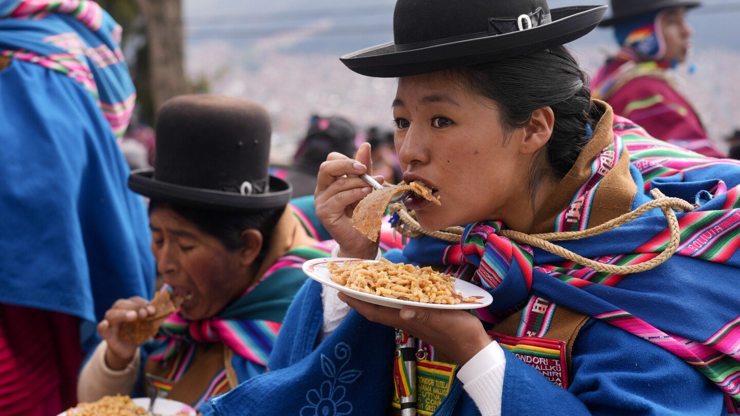 ap-photos:-bolivian-street-food-finds-its-place-at-the-fine-dining-table