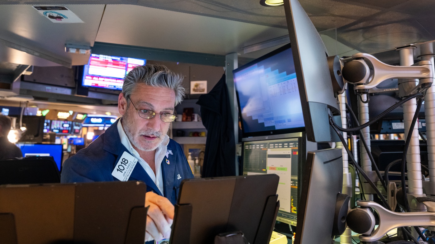 why-some-are-accusing-trump-of-manipulating-stock-markets