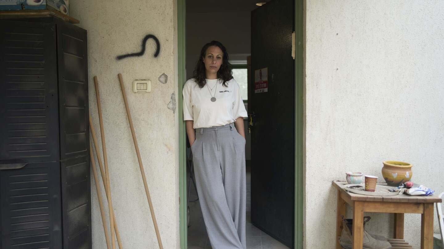 israelis-mark-another-passover-hoping-for-gaza-captives-to-be-freed