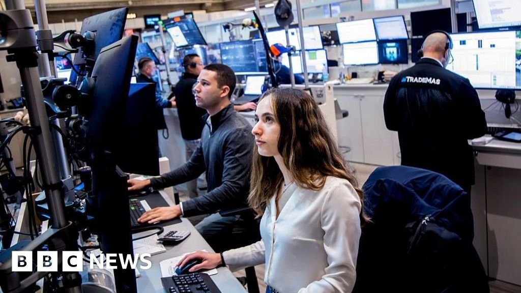 us-stock-markets-rise-on-trump-tariff-rollback