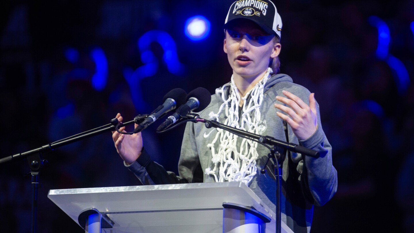 paige-bueckers-is-ready-for-her-wnba-closeup-as-she-is-set-to-get-drafted-no.-1-by-the-dallas-wings