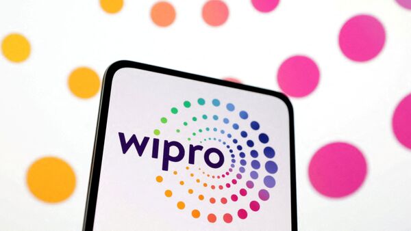 wipro-share-price-crashes-over-6%-after-q4-results-2025.-do-you-own?