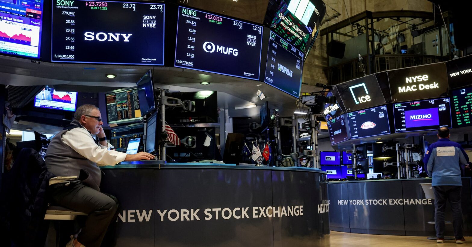 us-stock-futures-bounce-back-after-selloff-with-japan-trade-talks-in-focus