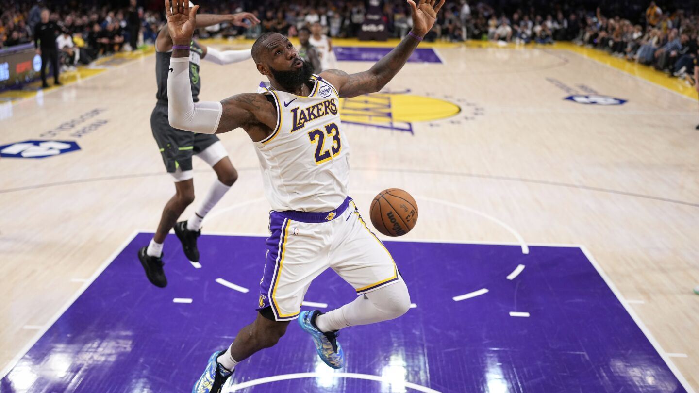 lakers-realize-they’ve-got-to-do-some-quick-work-after-timberwolves’-blowout-win-in-series-opener