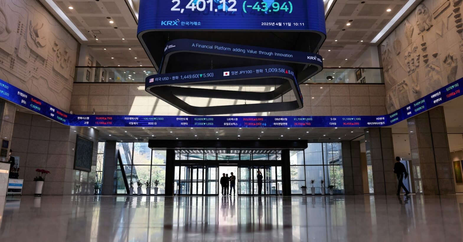 s.korea-stock-market-likely-to-join-developed-market-index:-regulator