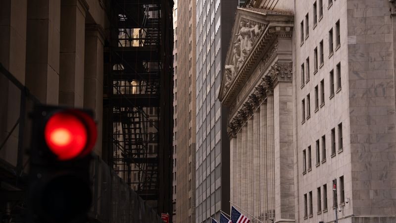 trump’s-trade-war-is-pushing-investors-away-from-america