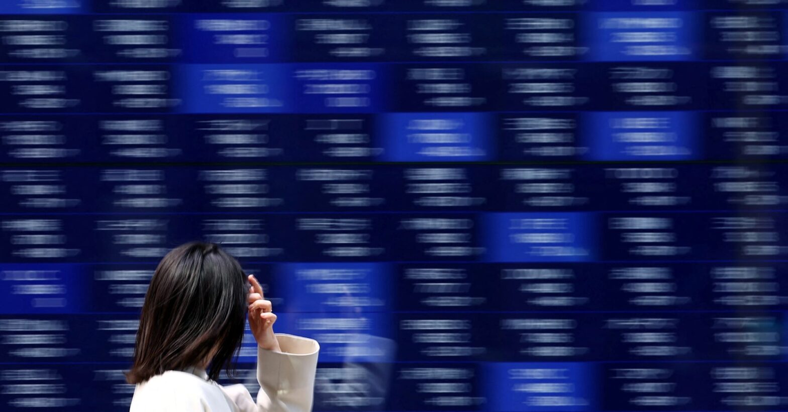 asia-fights-drag-from-wall-st-as-us-assets-buckle