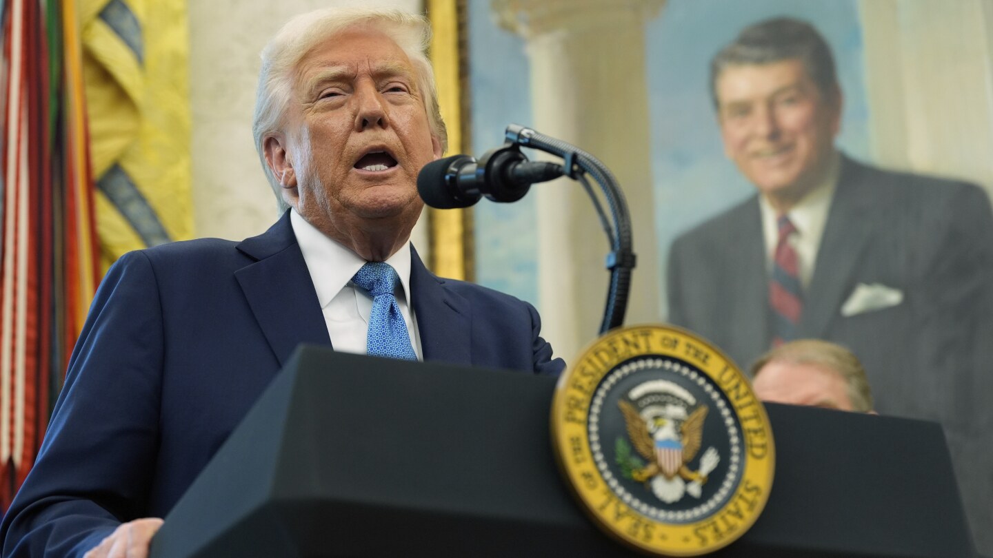 law-firms-fighting-trump-to-ask-judges-to-permanently-block-executive-orders
