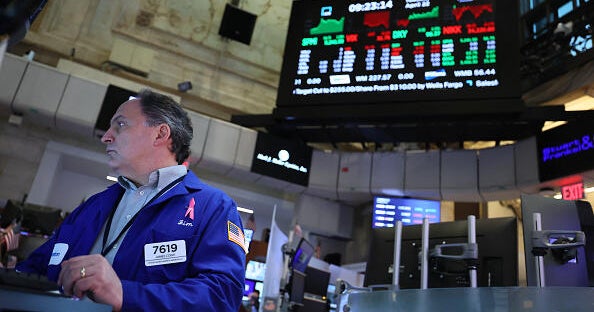 dow-soars-more-than-1,000-points-amid-relief-rally