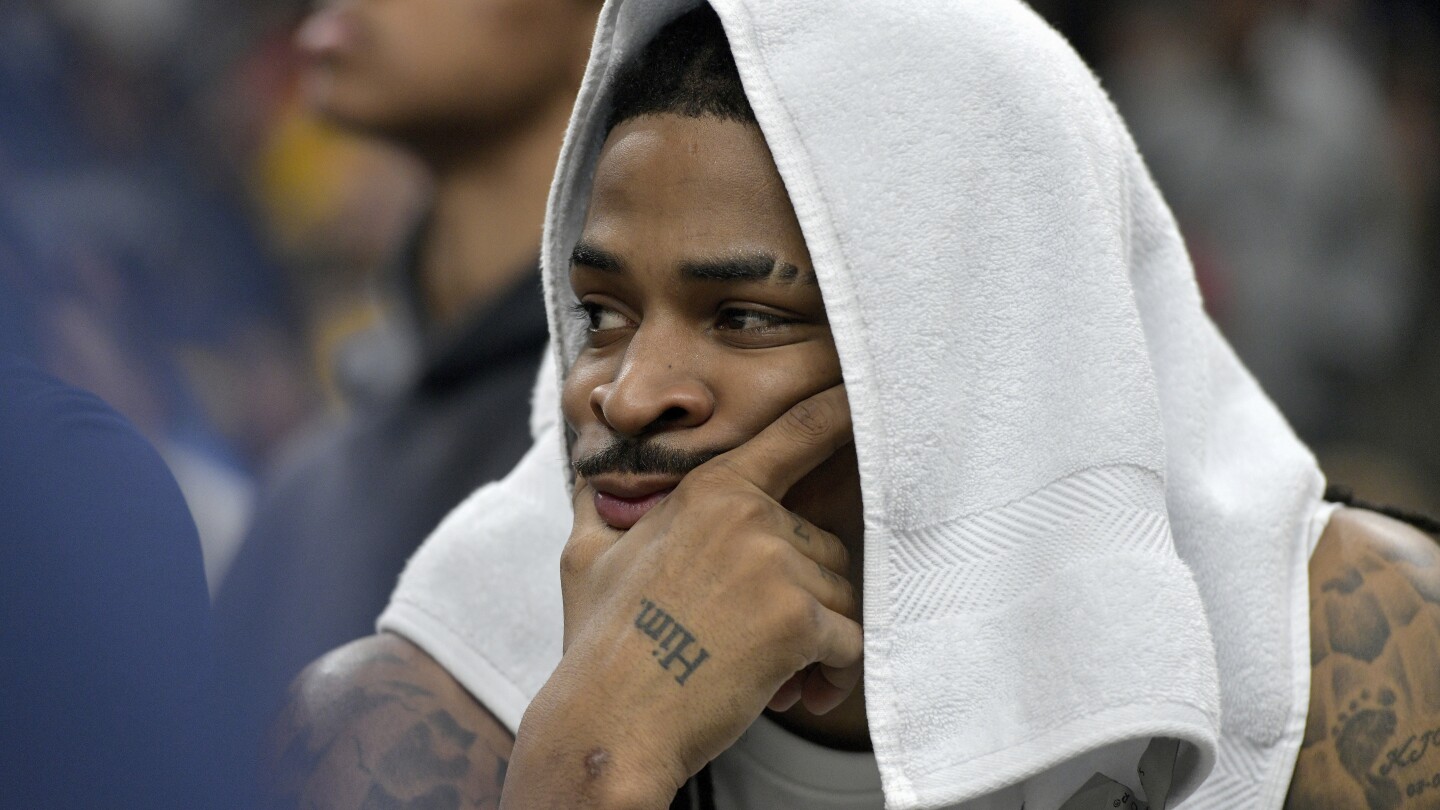 memphis-guard-ja-morant’s-status-for-game-4-against-thunder-remains-unclear
