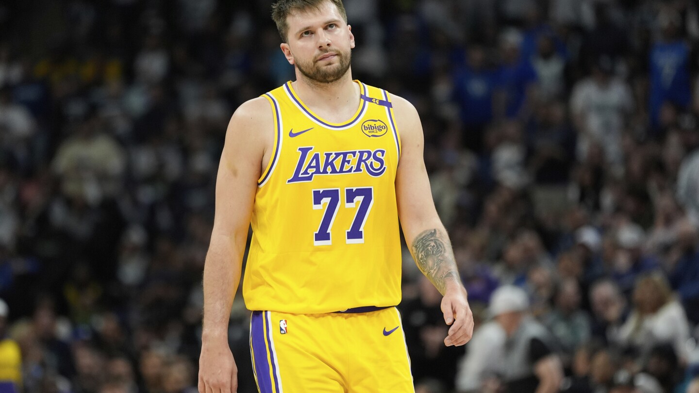 doncic-struggles-through-stomach-trouble-on-lackluster-17-point-night-as-lakers-fall-behind-t-wolves