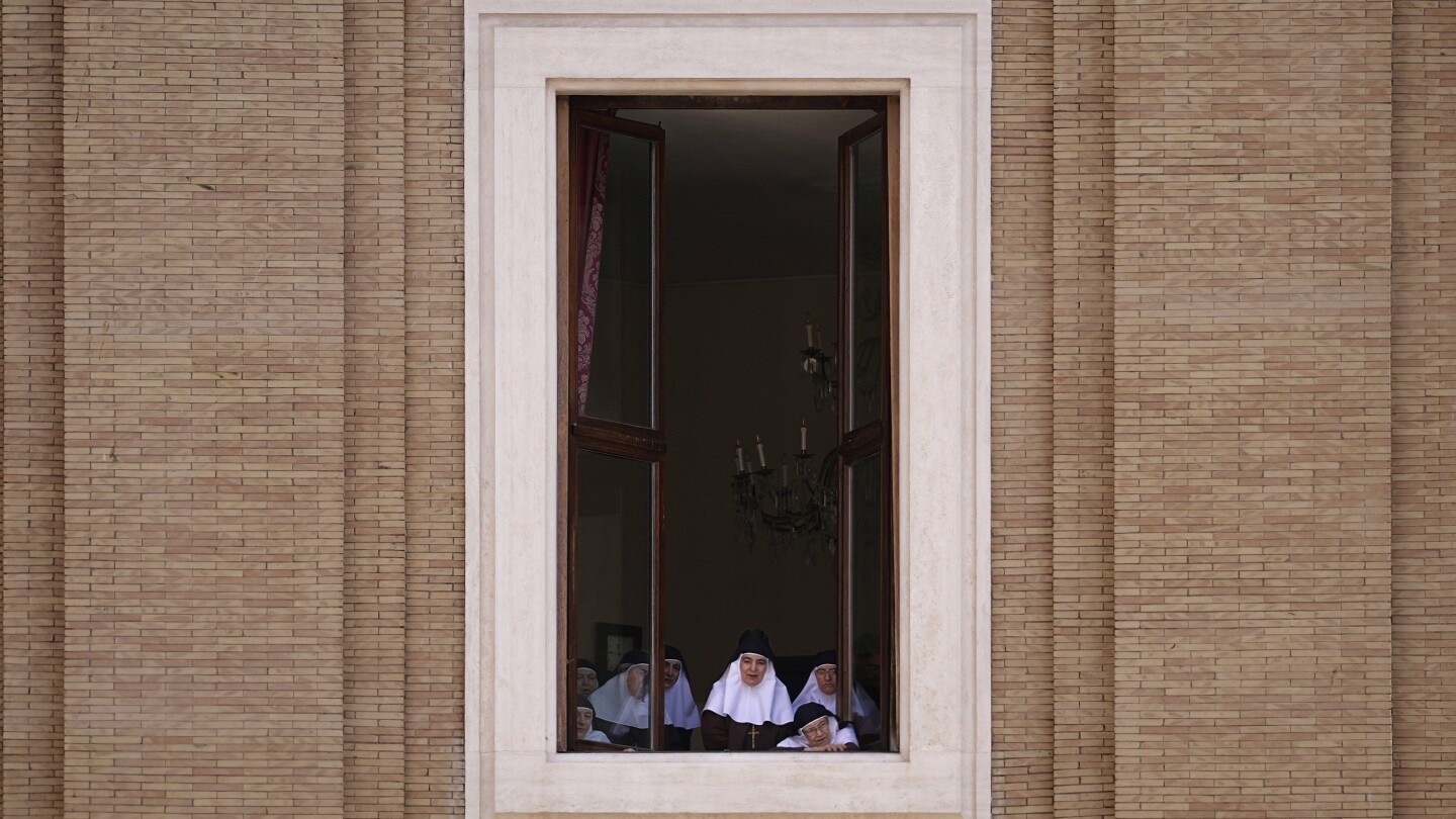 ap-photos:-notable-moments-from-the-funeral-of-pope-francis-in-st-peter’s-square