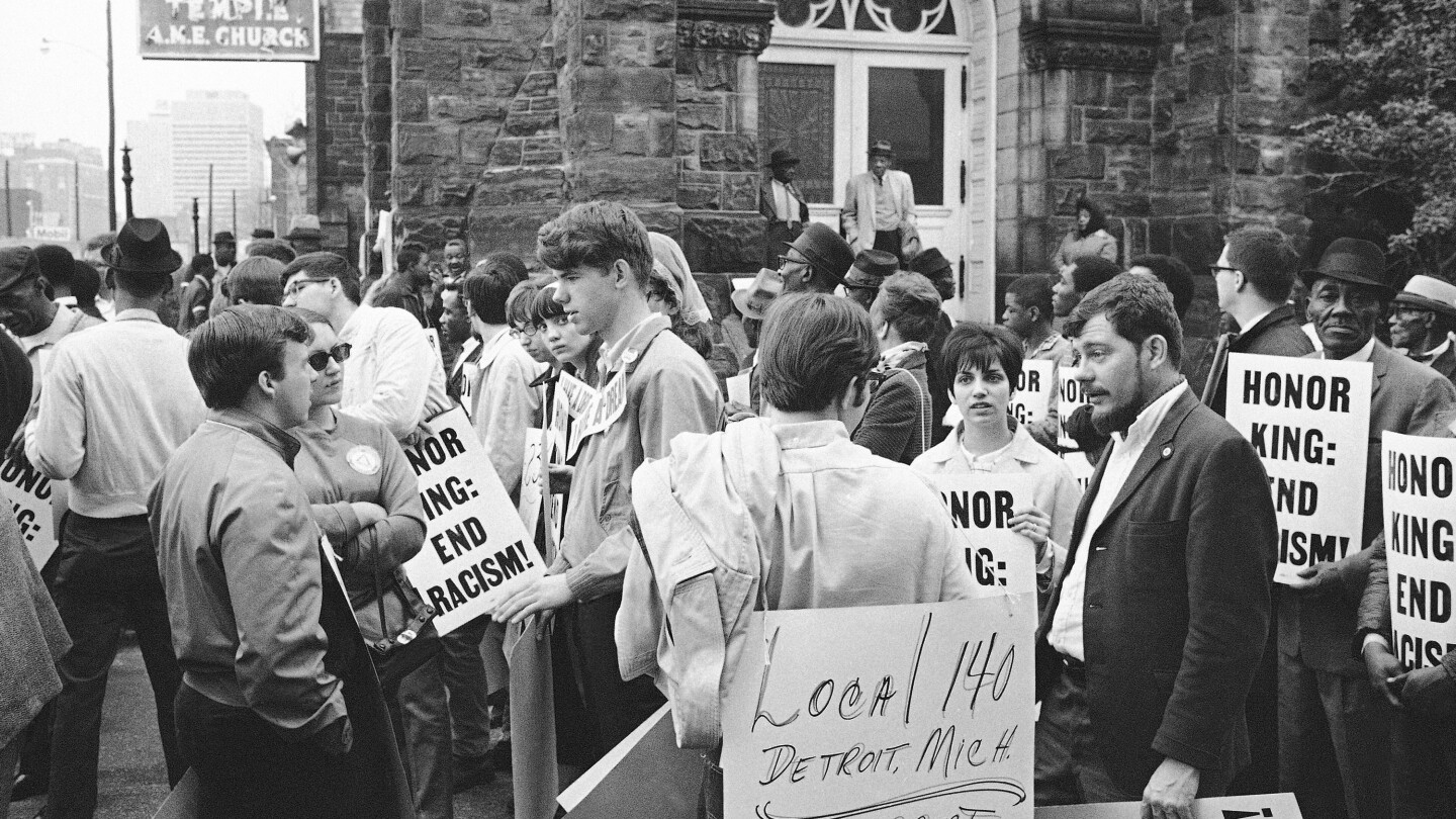the-memphis-church-pivotal-in-martin-luther-king-jr.’s-final-days-suffers-a-devastating-fire