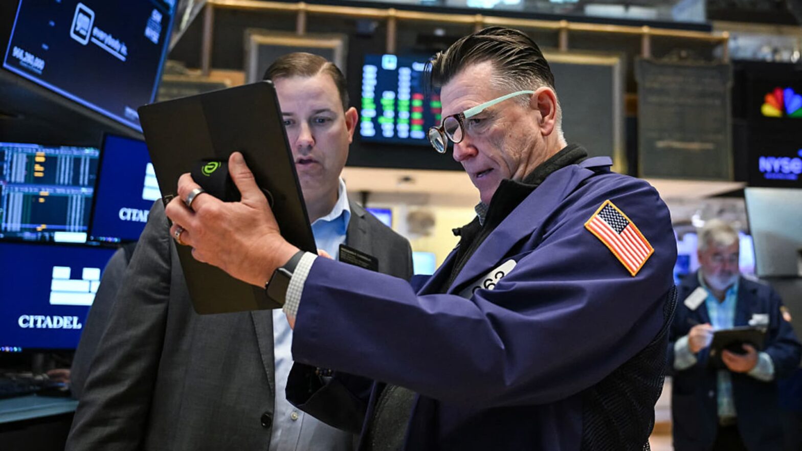history-of-market-volatility-spikes-shows-s&p-500-should-be-higher-a-year-after-this-turmoil