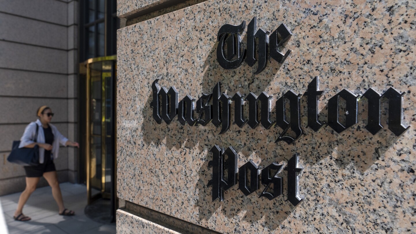 after-a-year-of-turmoil,-the-washington-post-is-taking-note-of-its-journalism-again