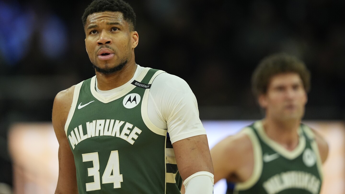 giannis-antetokounmpo-enters-this-offseason-with-a-big-question-awaiting-him.-stay-or-go?