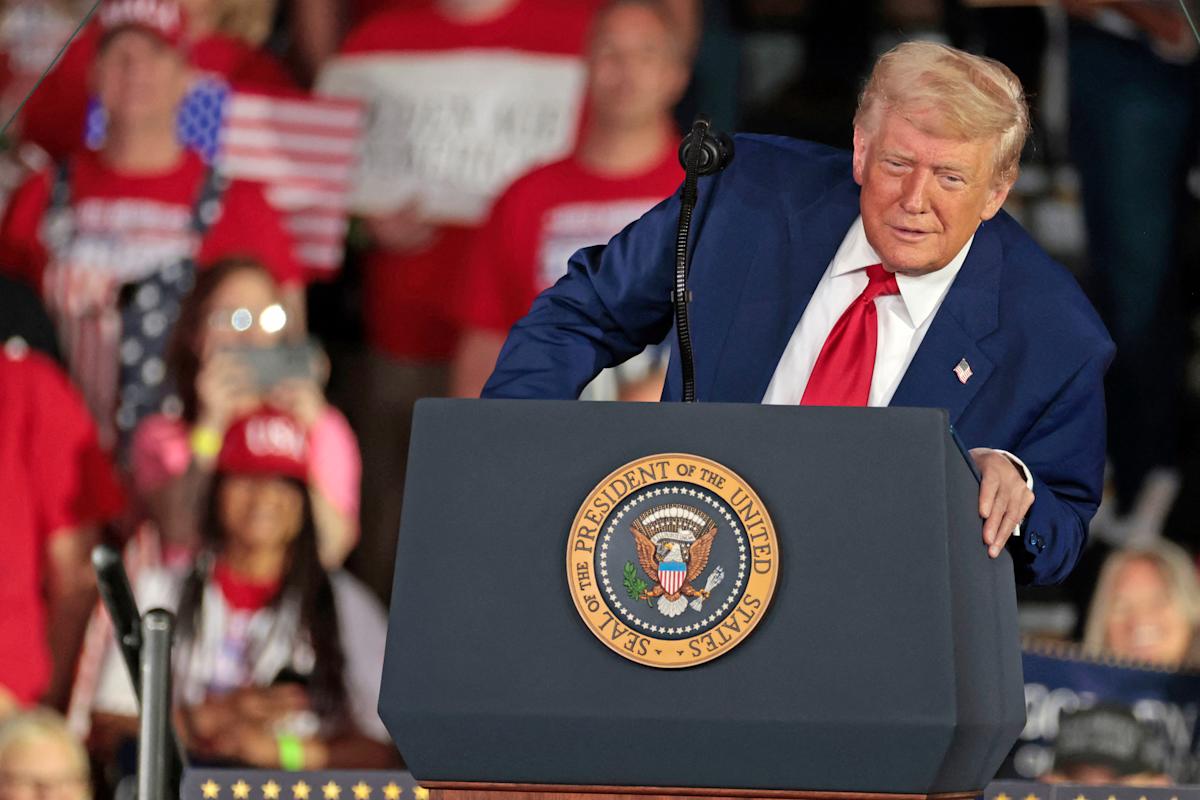 trump-decries-‘biden’s-stock-market’-after-capping-worst-100-day-market-performance-in-decades