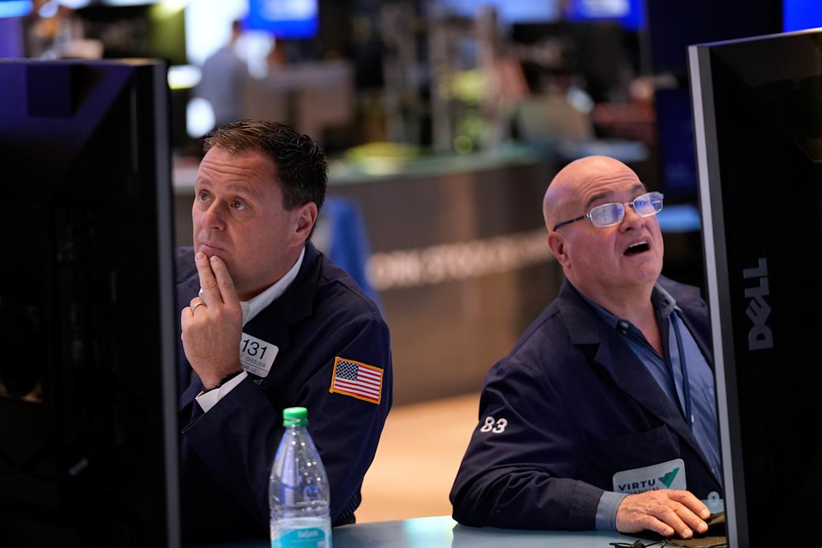 stock-market-today:-dow,-s&p-500,-nasdaq-futures-rise-as-microsoft,-meta-earnings-reassure-weary-wall-street