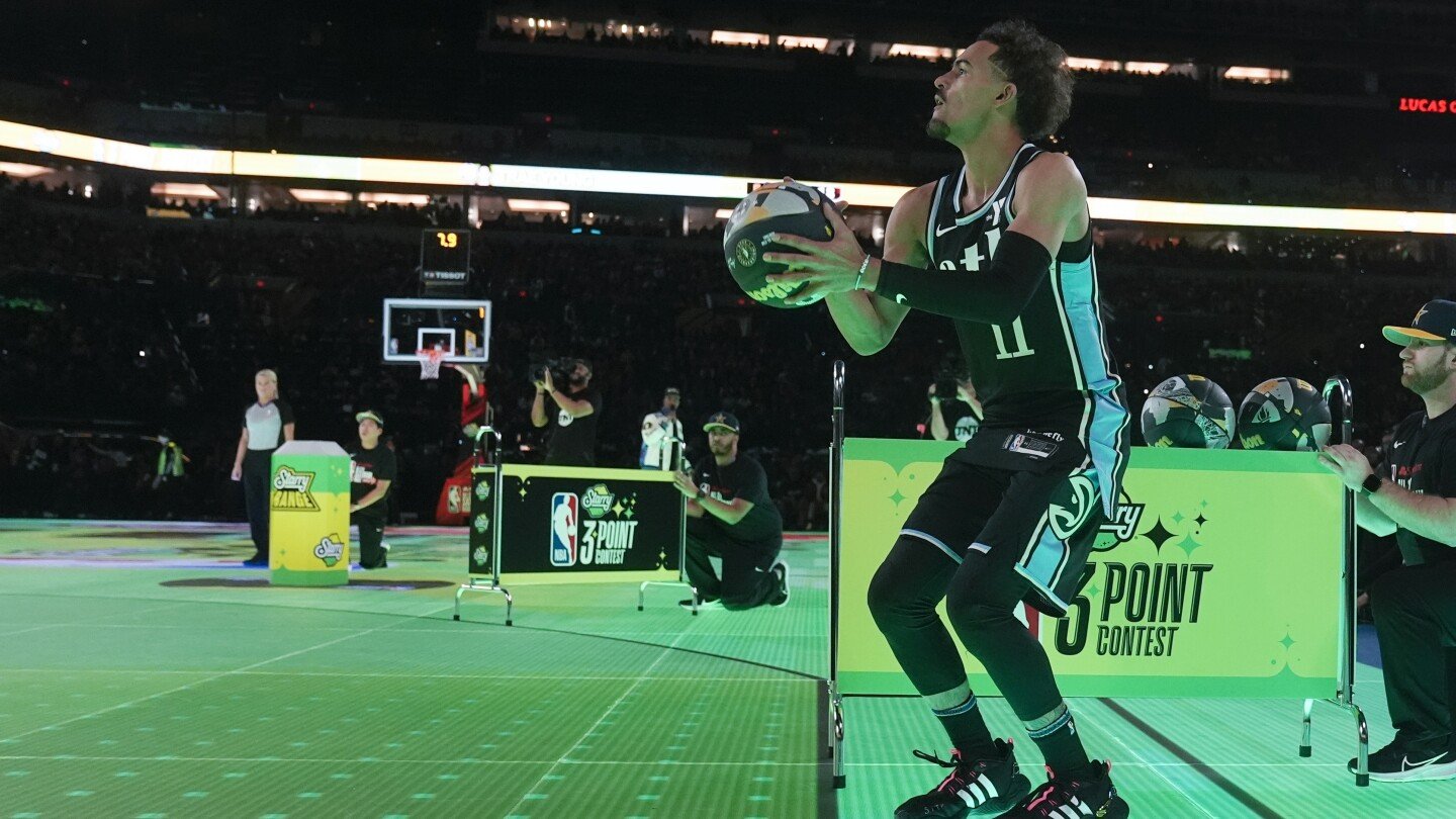 hardwood-is-basketball’s-longtime-foundation.-a-german-company-would-love-to-change-that-to-glass