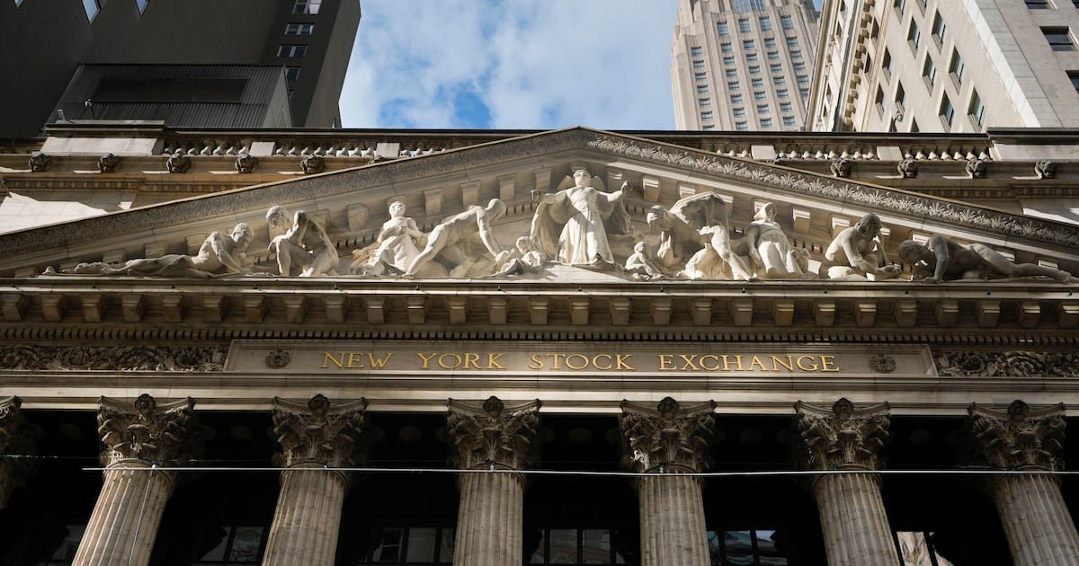 stock-market-today:-wall-street-sags-ahead-of-trump’s-latest-tariff-rollout