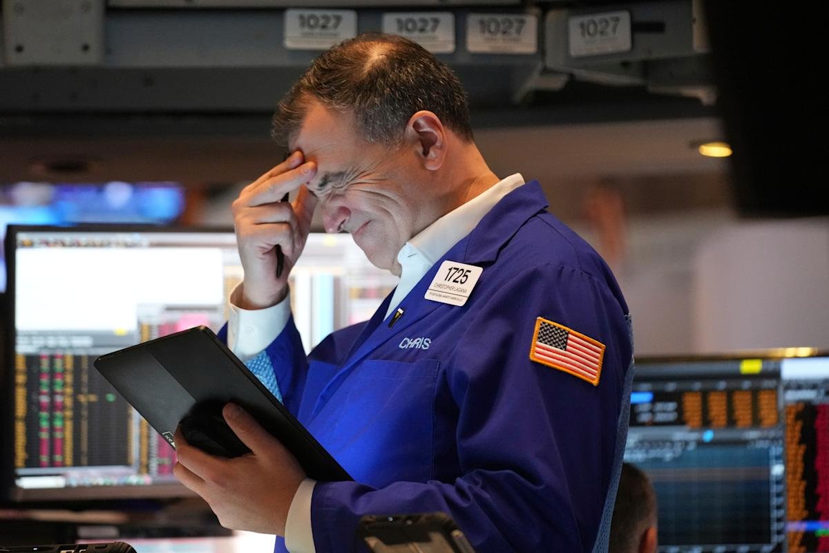 stock-market-today:-s&p-500,-nasdaq-plunge,-dow-drops-1,300-points-as-trump’s-tariffs-rip-through-markets-worldwide
