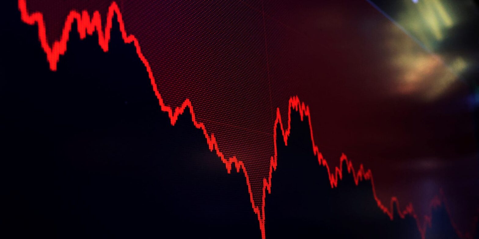 stock-futures-plunge-as-trump-tariff-reality-sinks-in:-see-how-dow,-s&p,-nasdaq-opened
