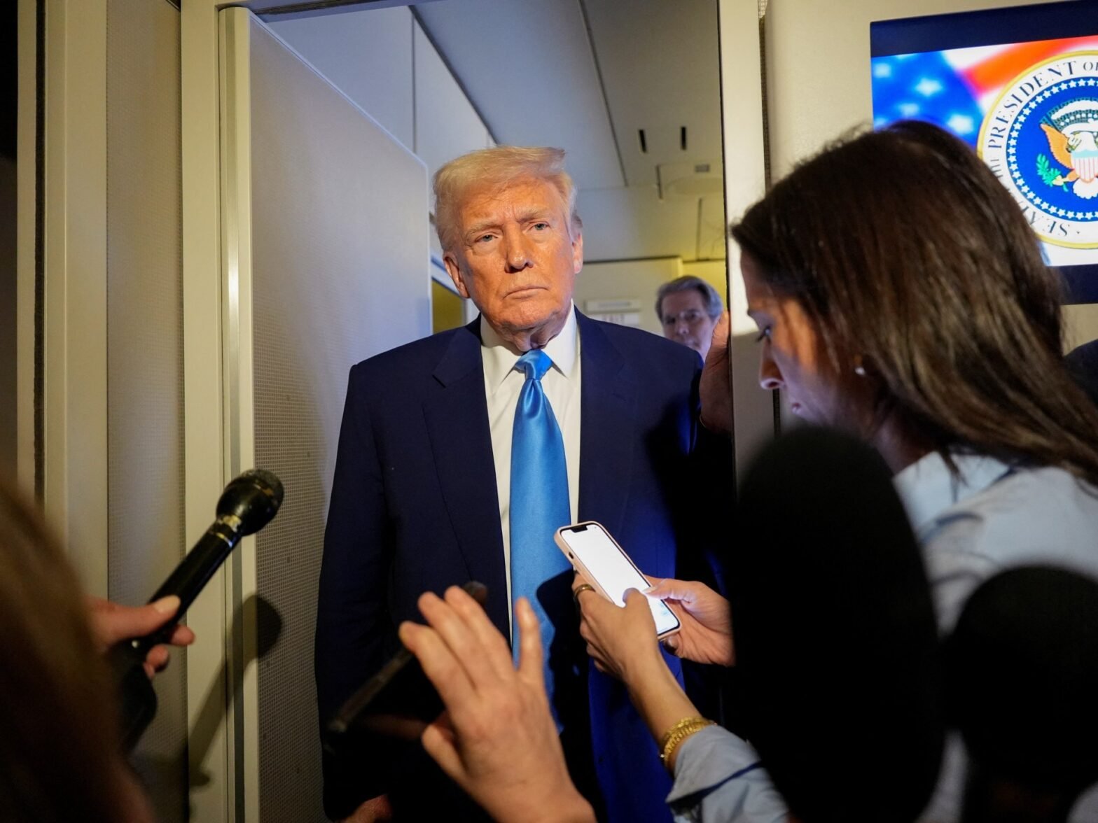 trump-digs-in-on-tariffs-as-global-stock-markets-go-into-freefall