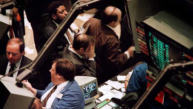 what-is-the-stock-market-crash-of-1987-and-why-is-it-trending-now?