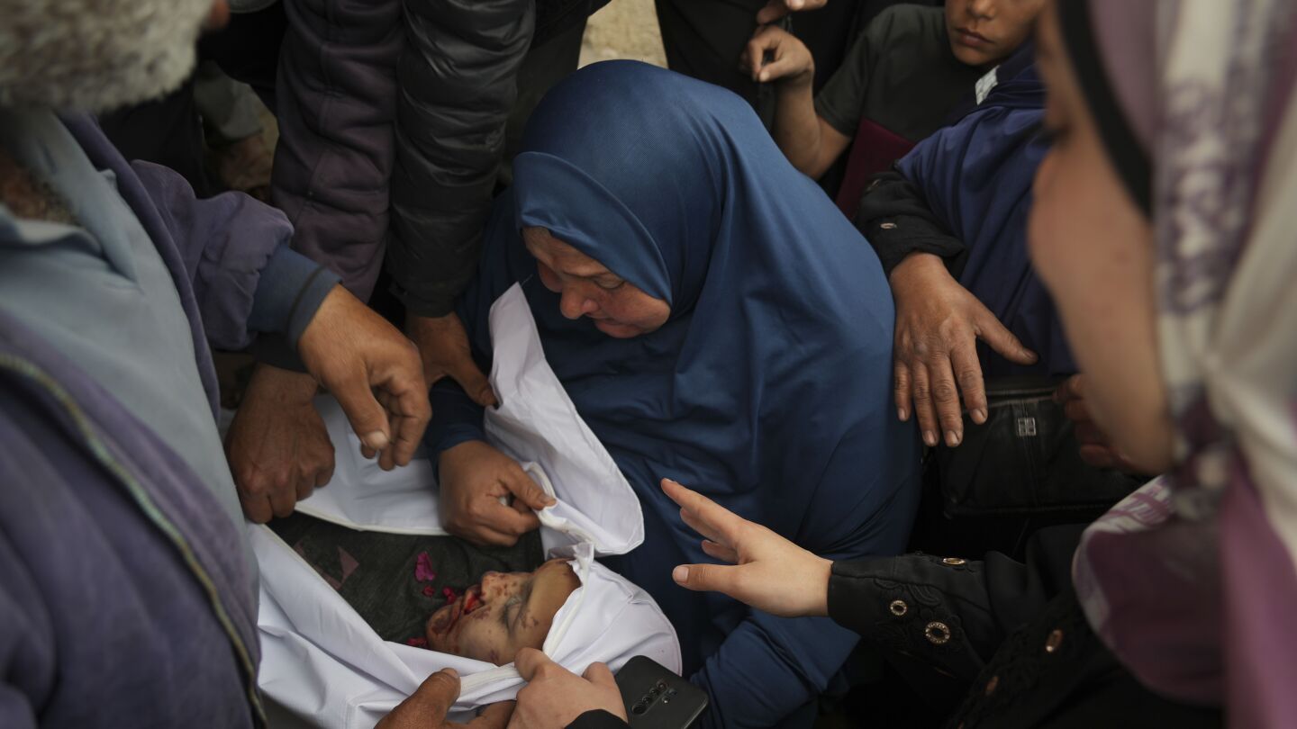 middle-east-latest:-israeli-strikes-kill-25-people-in-gaza-as-supreme-court-hears-shin-bet-cases