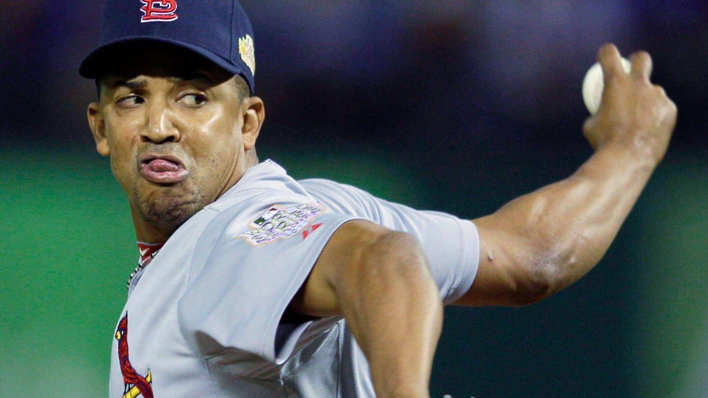 octavio-dotel,-who-once-held-record-of-pitching-for-13-major-league-teams,-dies-in-dr-roof-collapse