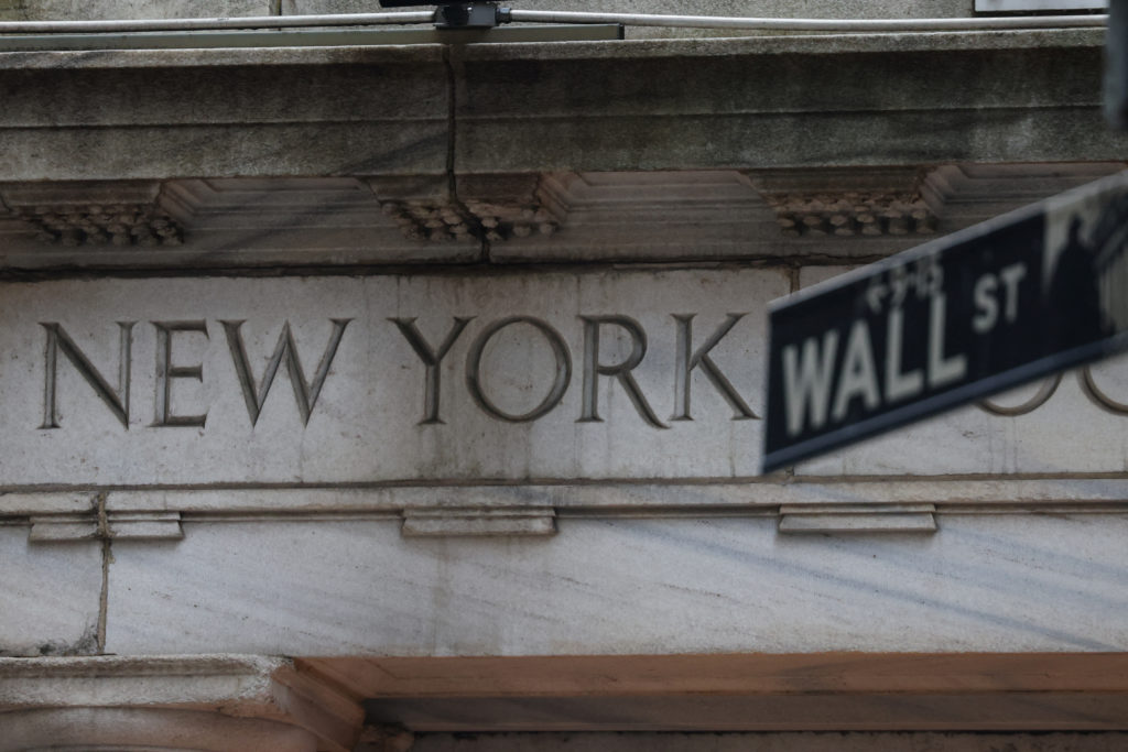 u.s-stock-market-shaky-as-bonds-show-more-stress-following-tariff-escalations