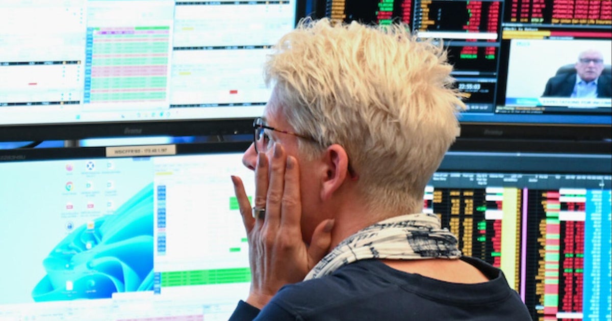 stocks-slide-as-trump’s-trade-war-intensifies,-with-china-retaliating-by-hiking-tariffs-on-the-us.