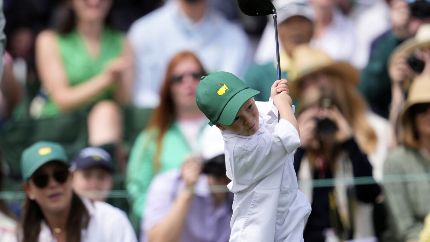 jordan-spieth’s-3-year-old-son-and-89-year-old-gary-player-make-memories-at-masters-par-3-contest