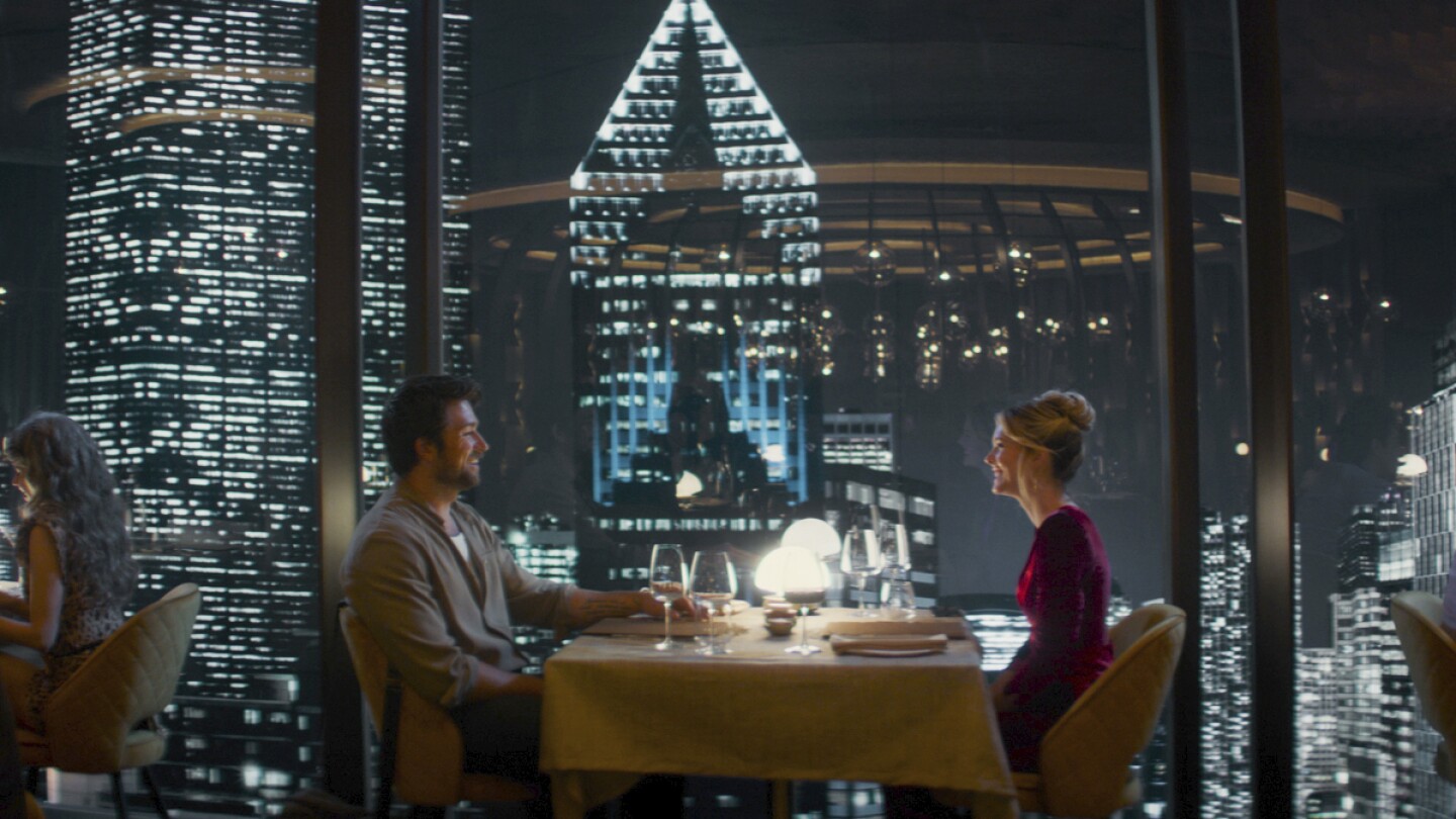 movie-review:-‘drop’-doesn’t-phone-it-in