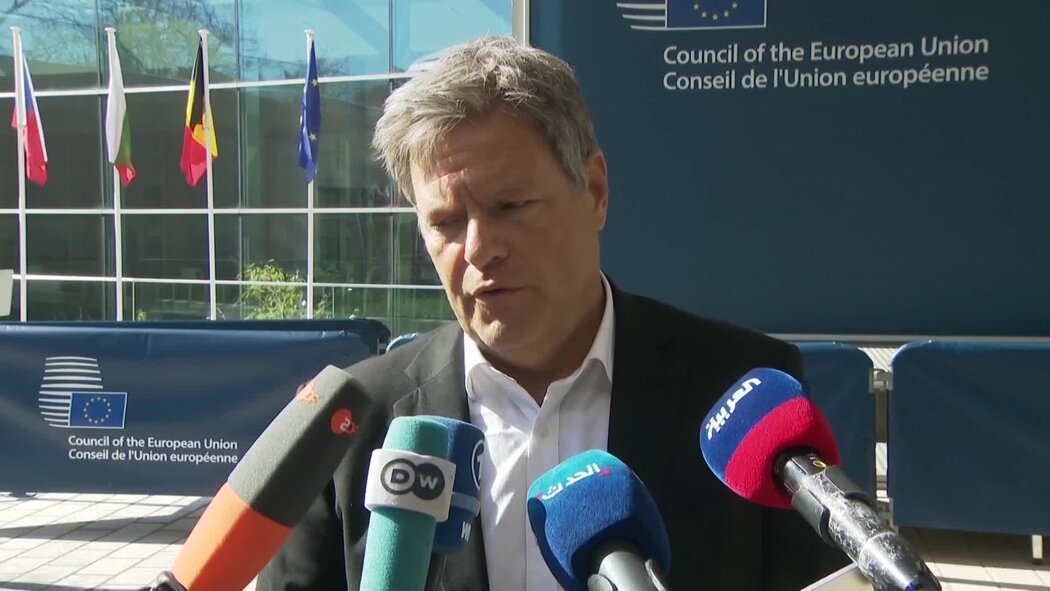 Video player loading