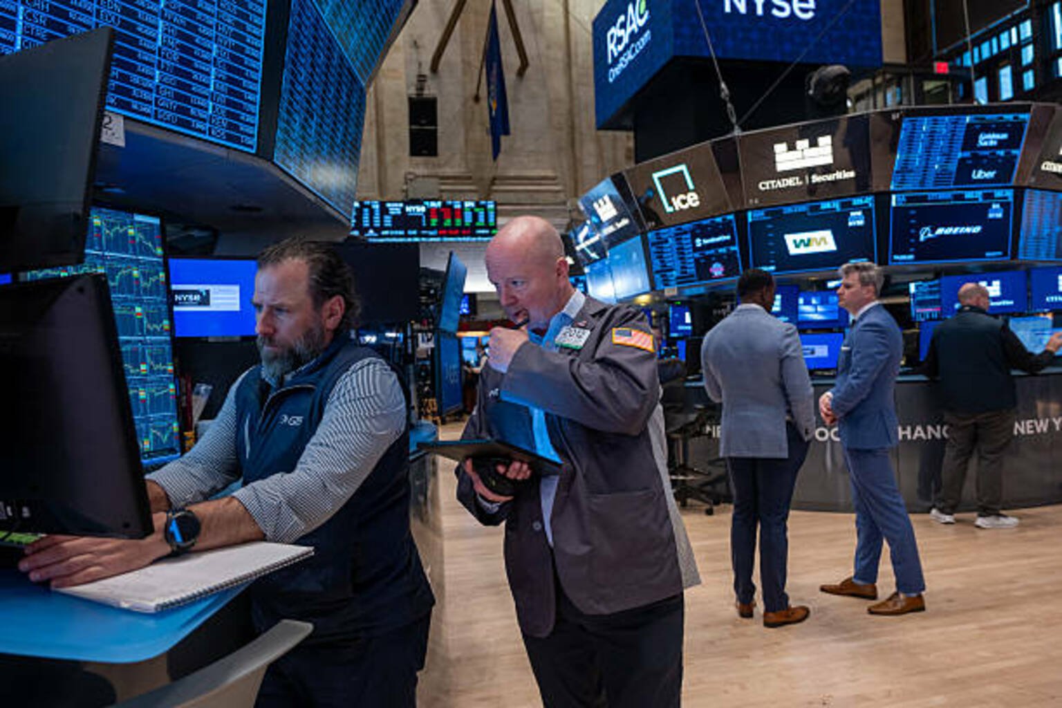 Financial Markets Open Monday Morning To Start The Week