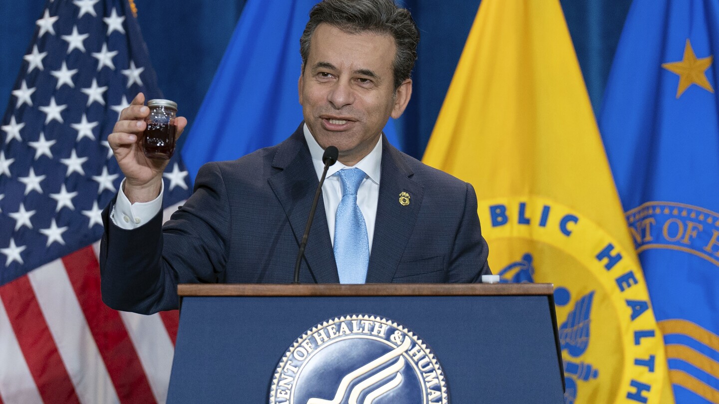 fda-to-rehire-fired-staffers-who-booked-inspection-trips,-but-other-workers-remain-in-limbo