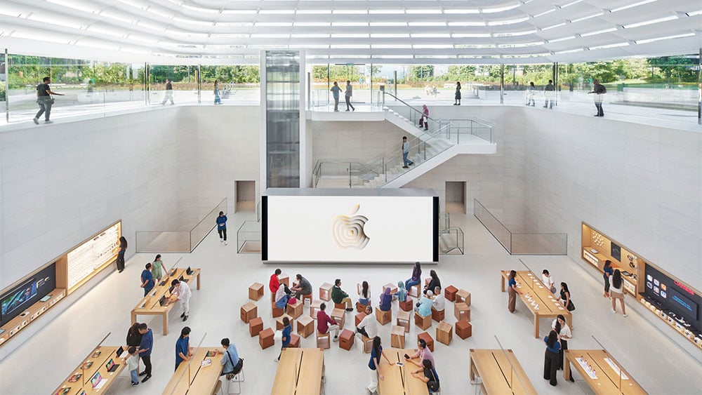 apple-stock-sinks-on-tariffs,-services-challenges